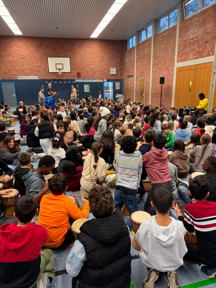 Trommelzauber 2024 Kantschule Fara Diouf